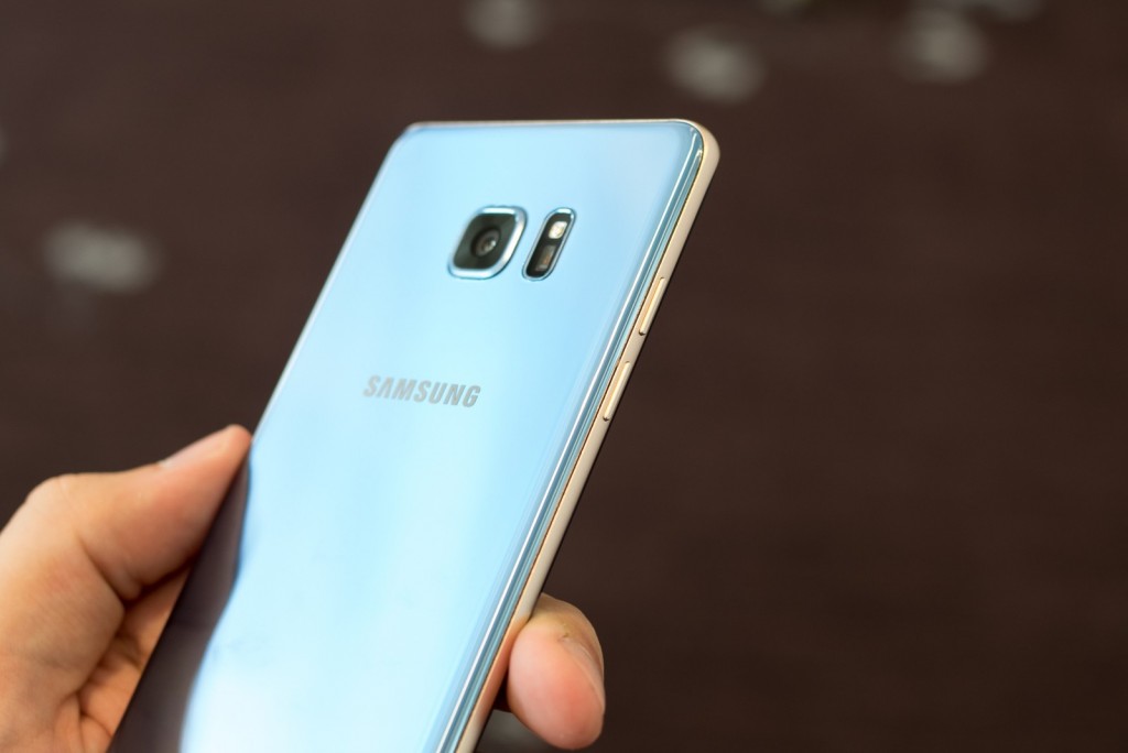 galaxy-note-7-blue-coral-profile