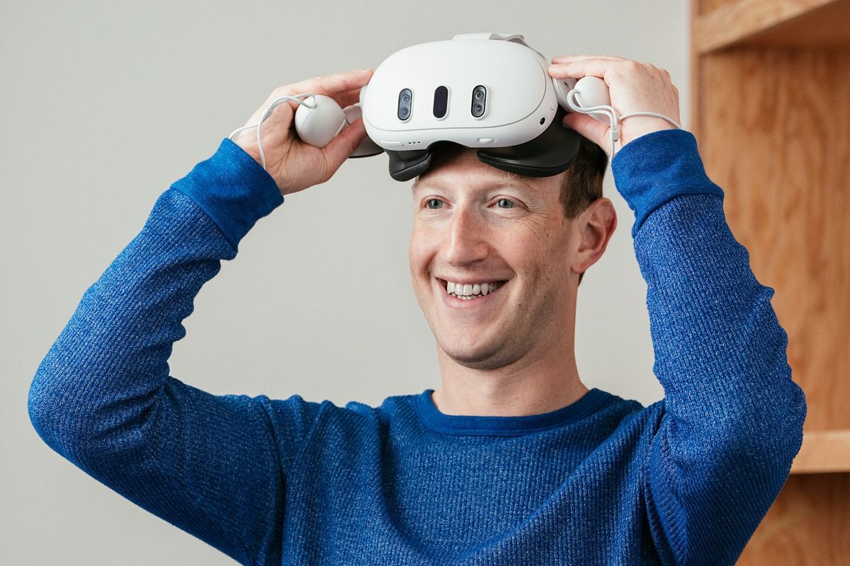 Apple推出Vision Pro,Mark Zuckerberg表示:没有重大突破,而且我们更便宜! 2 Mark Zuckerberg wearing Quest 3