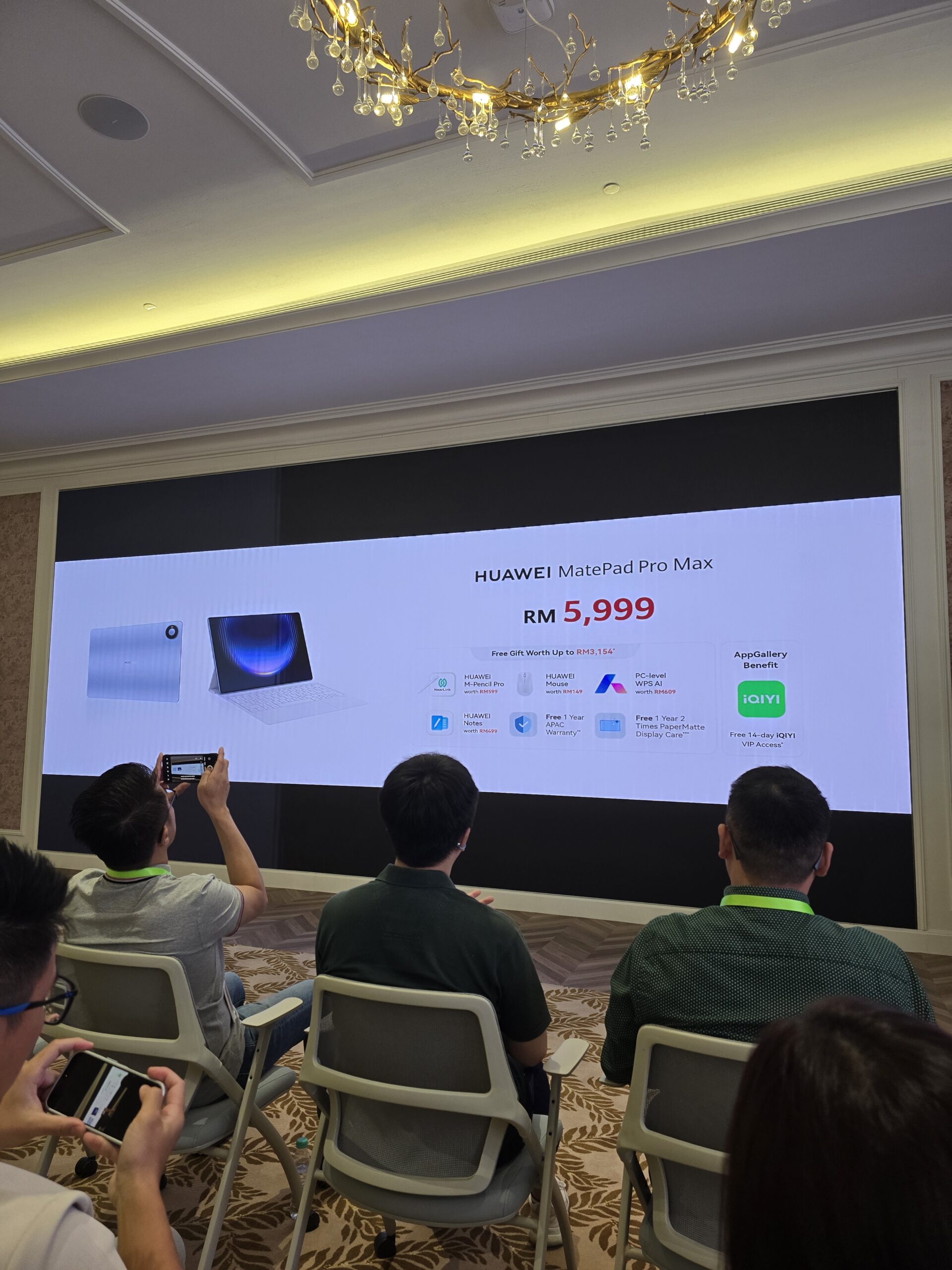 HUAWEI MatePad Pro Max 发布:机身厚度4.7 mm、10400mAh+66W,大马售价RM5999! 10 20260609 112403 scaled