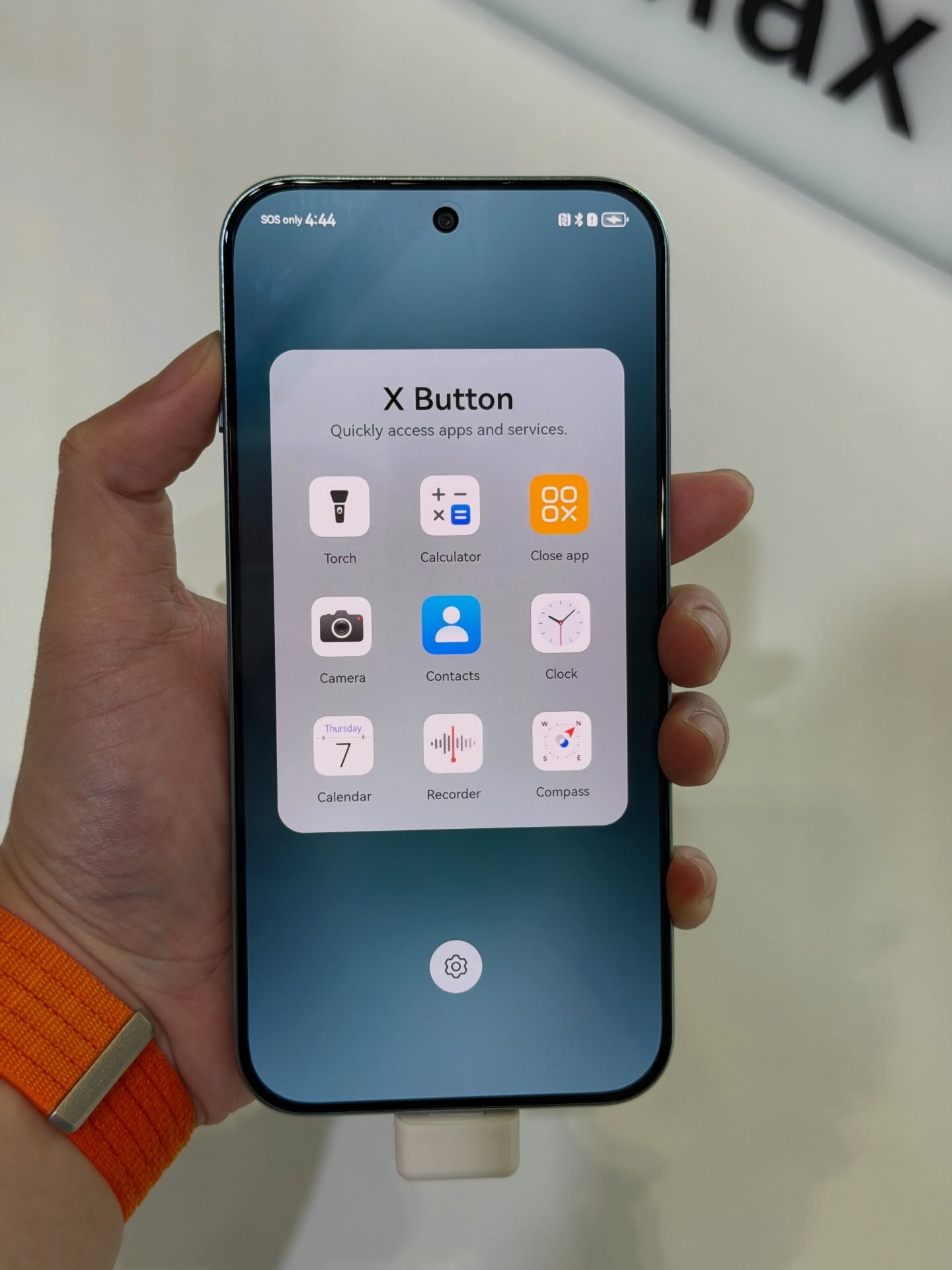 HUAWEI nova 15 Max 发布:8500mAh+40W、4000nits屏幕亮度等,大马售价RM1699! 7 691337949 18590963080010402 7264543368174459898 n